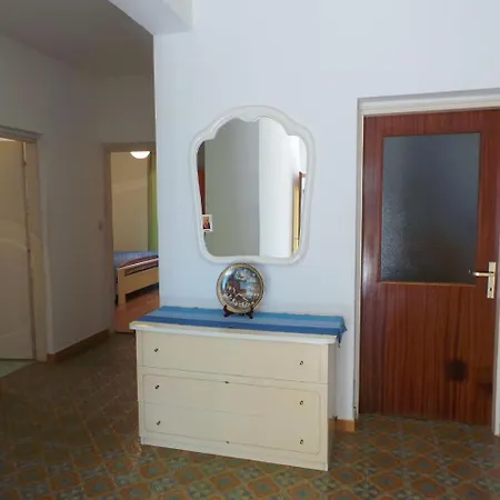 In Umag/istrien 33650 Apartman *